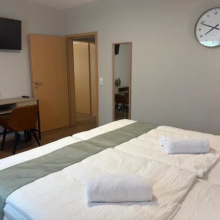 Lv Externsteine アパート